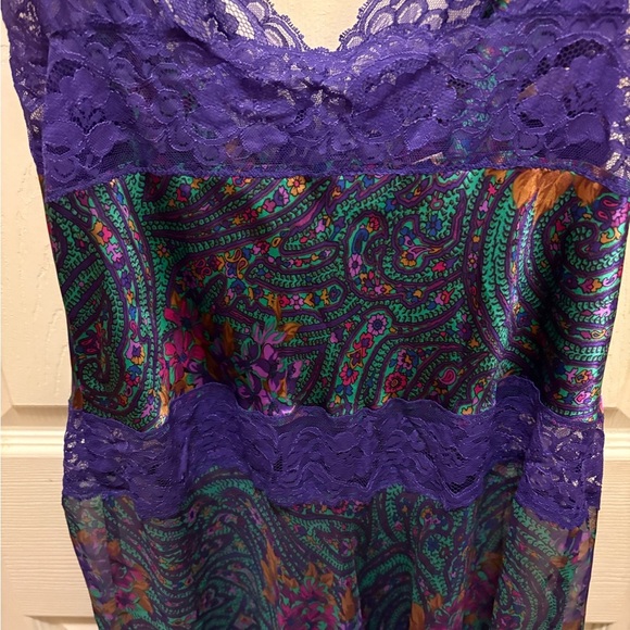 Victorias Secret Vintage Gold Label Lace Trim Multicolor Paisley Nightgown NWT!! - Picture 10 of 14